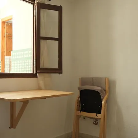 Floating House * 塔里法